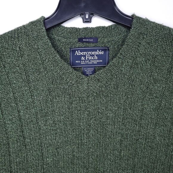 Abercrombie & Fitch Lambswool Sweater Mens XL Green Muscle V Neck Knit - Picture 2 of 10